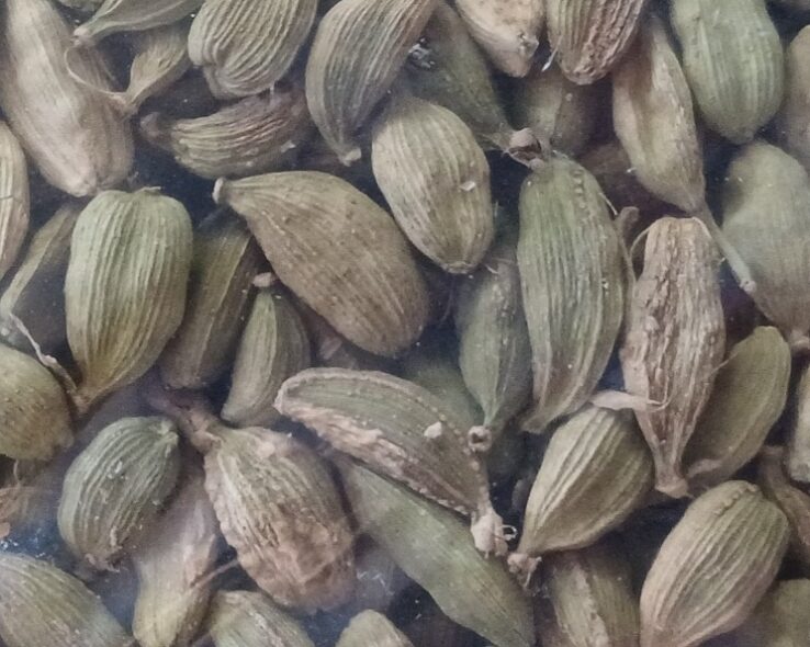 <b>Cardamomo (en paquetes de 2 libras)</b>